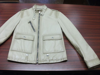 レザージャケット 『身幅~AH~袖幅つめ、上で袖丈詰め』