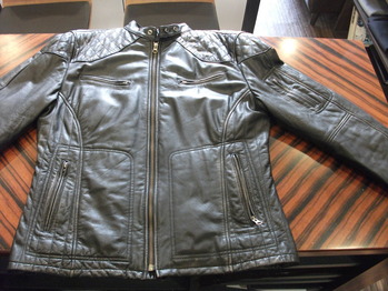 レザージャケット 『身幅~AH~袖巾つめ』