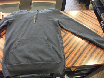 パーカー サイドジップ付き『身幅~AH~袖幅つめ、着丈詰め』