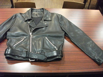 レザージャケット 『身幅~AH~袖幅つめ、肩幅詰め、上で袖丈詰め』