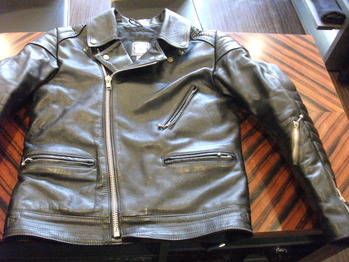 レザージャケット 『身幅~AH~袖幅つめ、肩幅つめ』