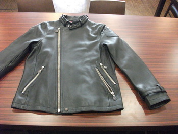 レザージャケット 『身幅~AH~袖幅つめ、肩幅つめ、上で袖丈つめ』