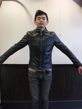 ライダースジャケット 身巾つめ アームホールつめ 袖巾つめ 着丈つめ