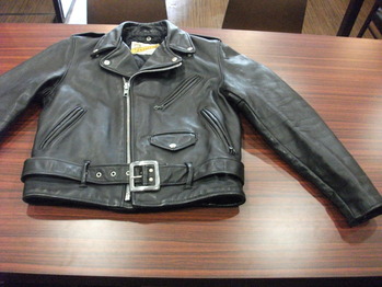 レザージャケット　『身幅～AH～袖幅つめ』