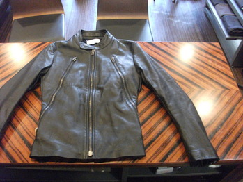 レザージャケット　『身幅～AH～袖幅つめ』