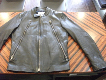レザージャケット　『身幅～AH～袖幅つめ』