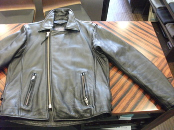 レザージャケット 『身幅~AH~袖巾つめ、マチ取り』