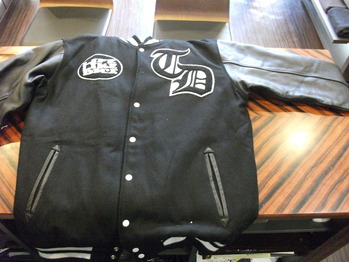 スタジャン　『身幅～AH～袖幅つめ、肩幅つめ、上で着丈つめ』