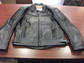 レザージャケット 『身幅~AH~袖幅つめ、上で袖丈詰め』