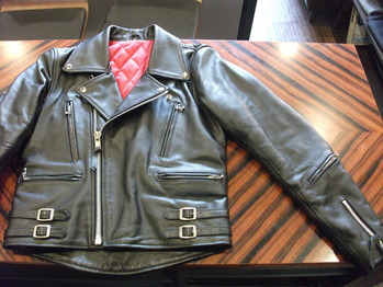 レザージャケット 『身幅~AH~袖巾つめ』