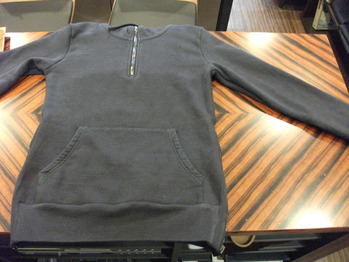 パーカー サイドジップ付き『身幅~AH~袖幅つめ、着丈詰め』