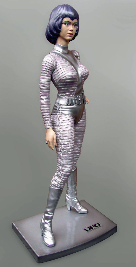 エリス中尉 塗装済み完成品 約40cmスタチュー ナニー！！この人形しゃべりますよ！！謎の円盤UFO エリス