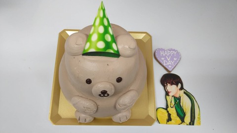 CB1E56BB-EAF1-45E0-81B5-5A11003FFFA6