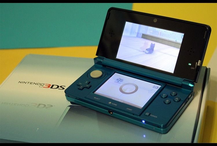 スイッチに移りつつあるけど、3DSってやっぱいいハードだったな