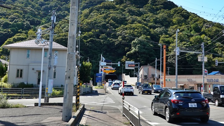 BROMPTON旅 ポタリング 舞鶴　トンネル