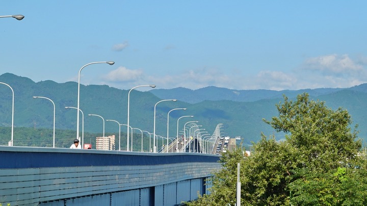 琵琶湖大橋