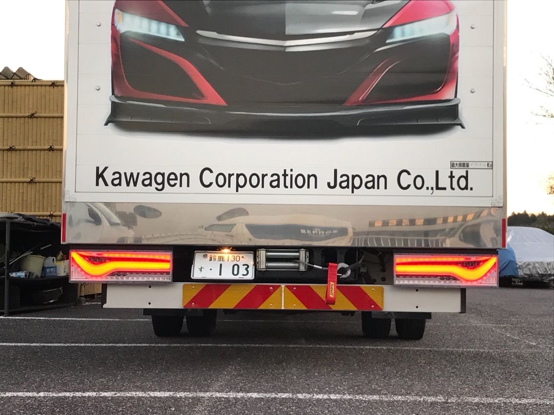 トラック用 LED テールランプ スモーク KOITO 小糸 右側 歌舞伎テール