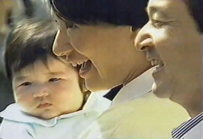 雅子様似の愛子様 皇室の写真