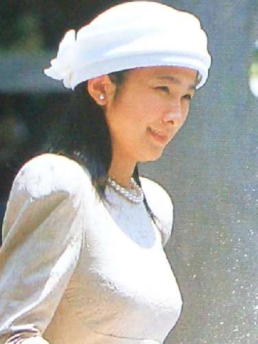 紀子様は巨乳 皇室の写真