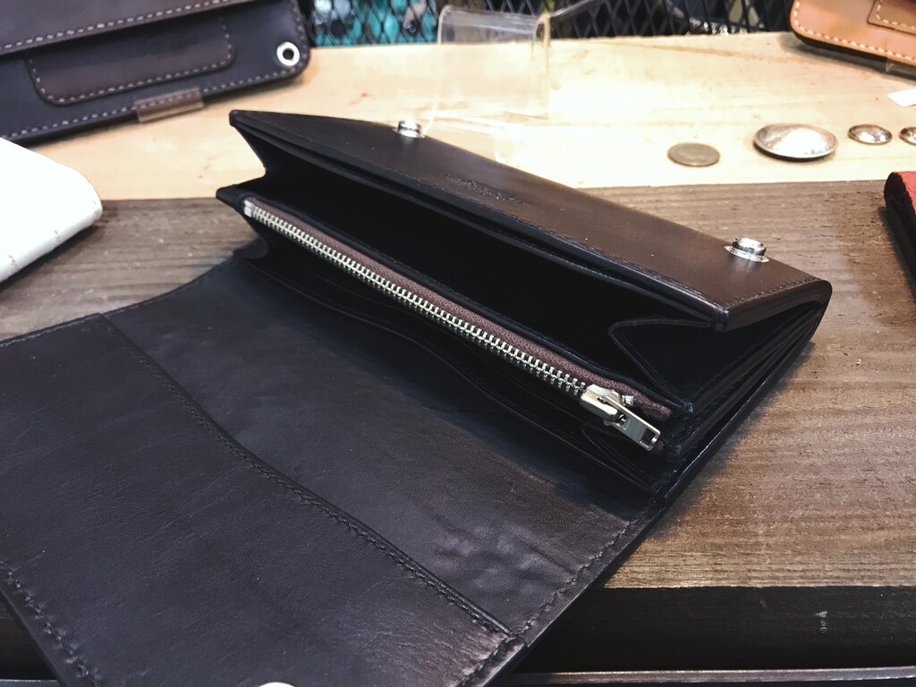 受注制作！オーダーメイド！スタッズ　ロングウォレット 受注製作スタッズレザーロングウォレット