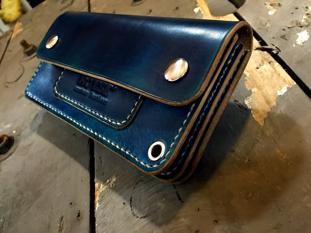 トラッカーウォレット／ブルー : 神戸ハンドメイド革製品