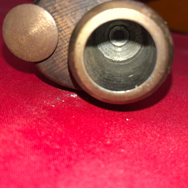 785457085
