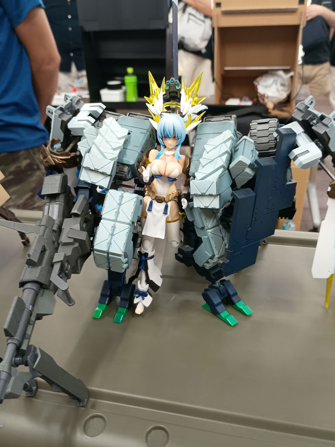 20260811H14