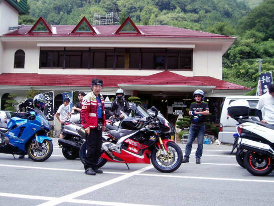 110816 富士山ツーリング 8 精進ブルーラインの食堂