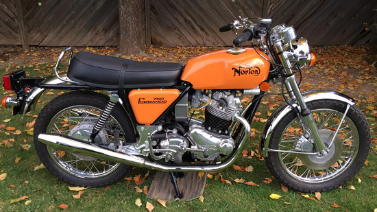 Norton Commando 750