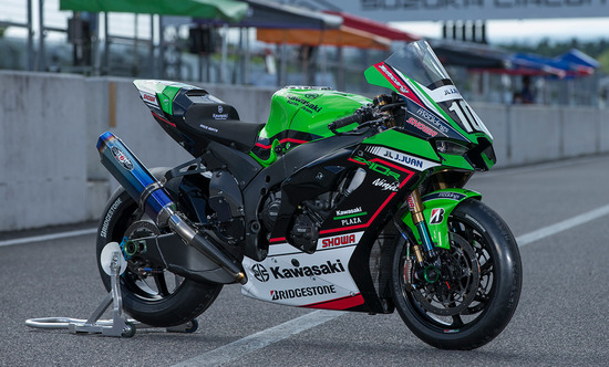 鈴鹿８耐 6