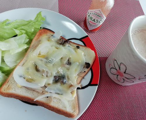 今日の朝昼晩とおやつ