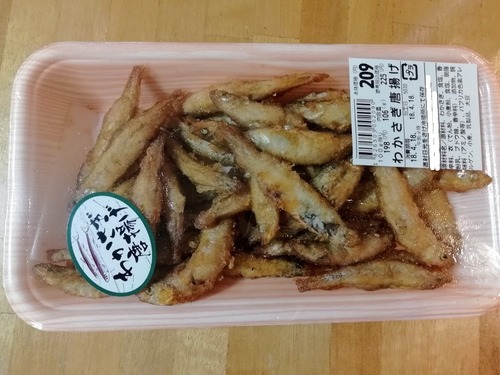 ワカサギの唐揚げ、キャベツとベーコンのすっぱ煮、他