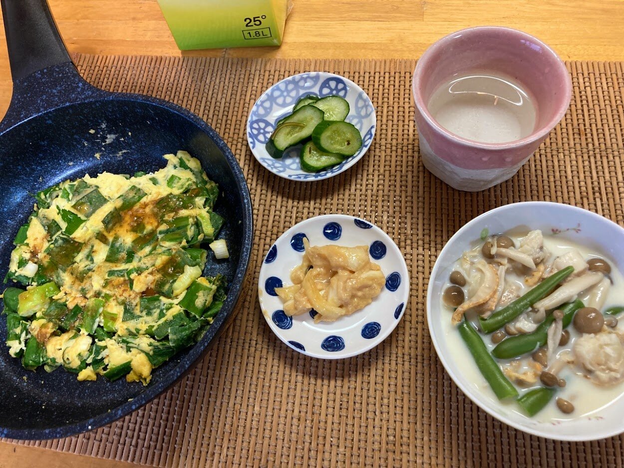 糖質オフのネギ焼き ベビーホタテといんげんのクリーム煮 玉ねぎ味噌漬け お酒大好き ズボラおばさんのリアルな家呑みとネコ