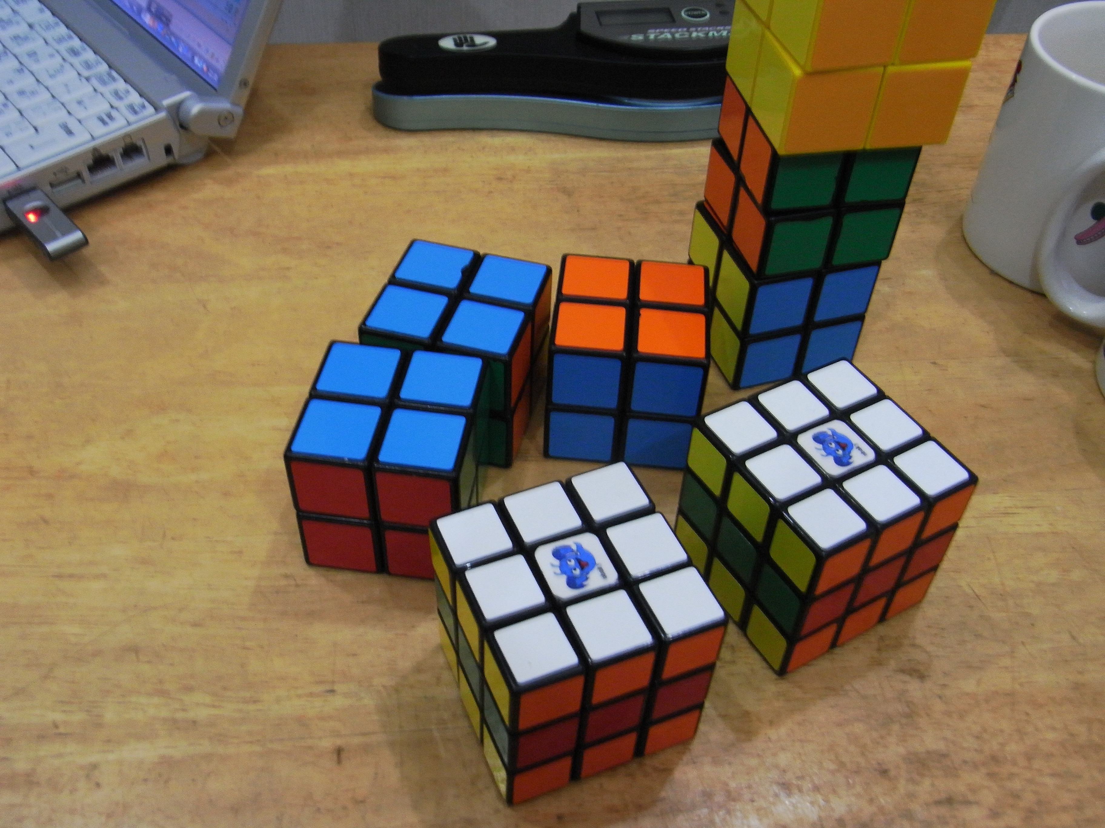 ニセモノキューブの正体 ルービックキューブ日記