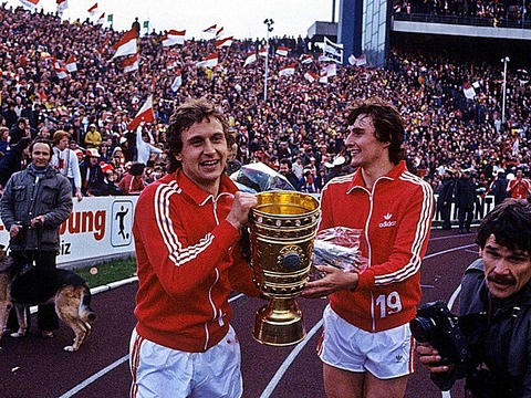 78-flohe-mc3bcller-dfb-pokal