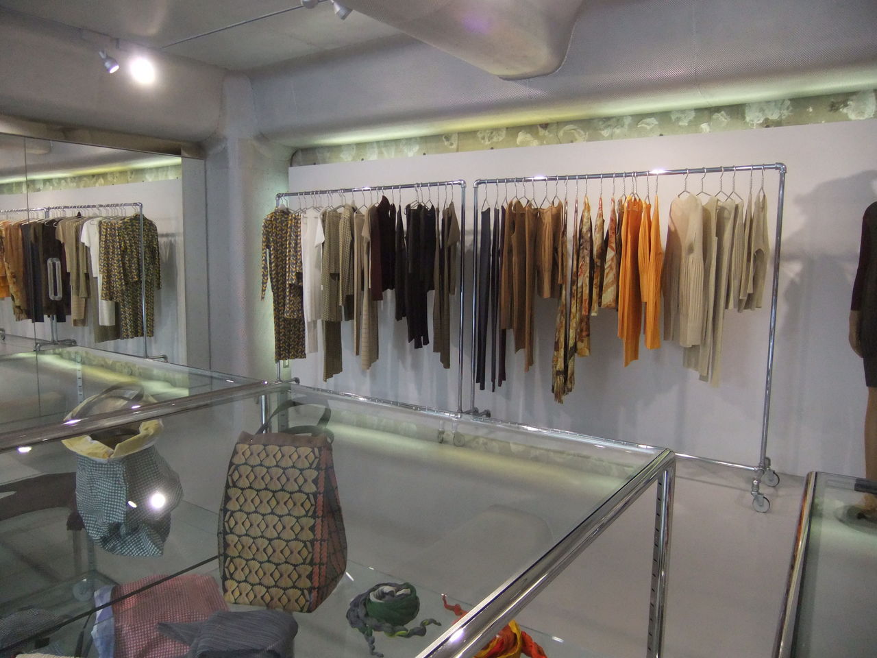 イッセイミヤケ青山店 るるのブログ