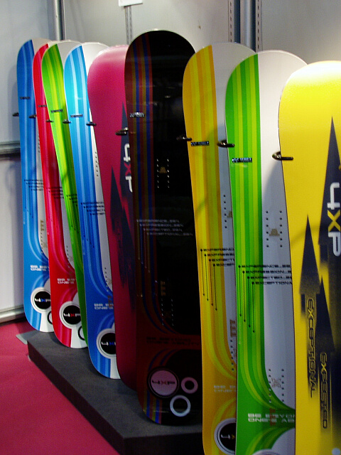 ヨネックススノーボード 4XPリミテッド 限定発売開始！ : プロスノー  