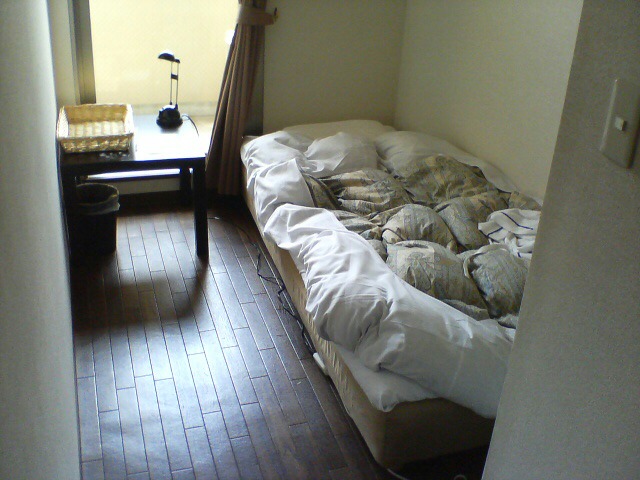 南千住 ドヤ街のビジネスホテルに泊まりました プロスノーボーダー渡部ルミ ヒトリゴト言いっぱなし