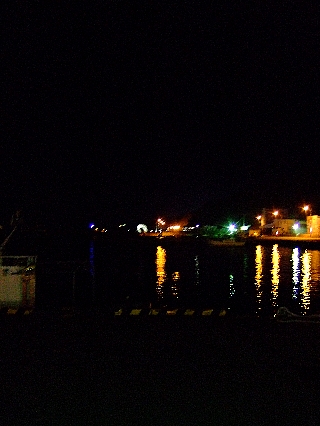 鍋弦岩01