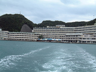 ホテル浦島入り口