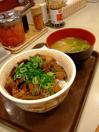 豚とろ角煮丼02