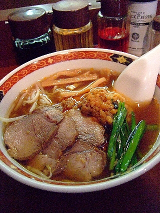 代々木でっかい餃子05