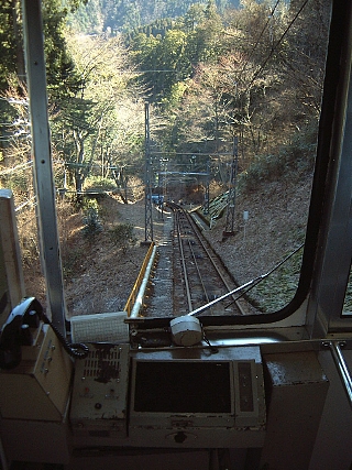 ケーブル下り(駅にて)