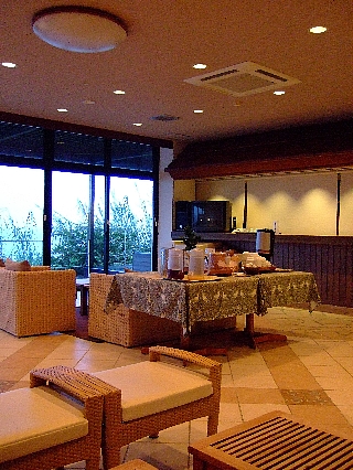 日間賀島と宿03