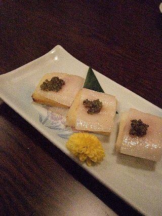 樽一鯨尽くし01(鯨カナッペ)