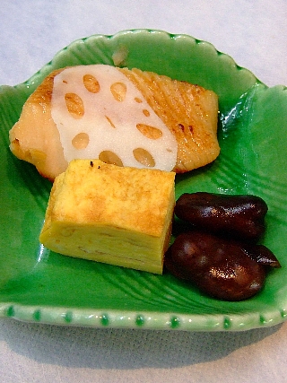 03焼き鰆、卵焼、醤油豆