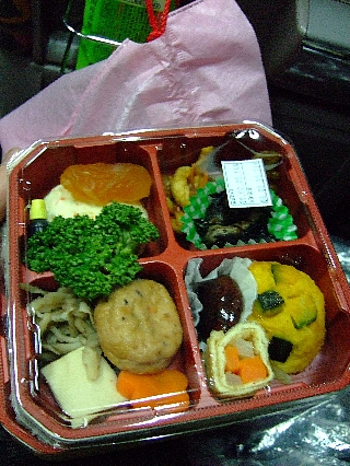 おぎのや弁当03