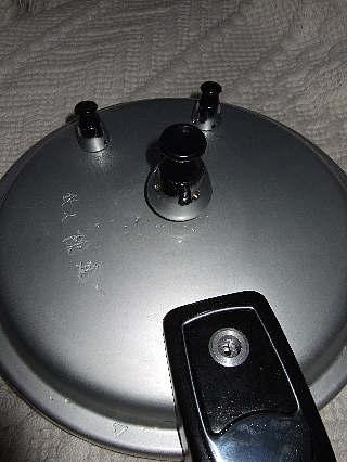 圧力鍋02