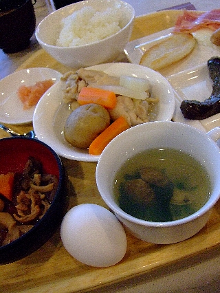 エピナール朝食06