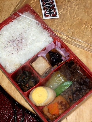 今半すき焼き弁当00